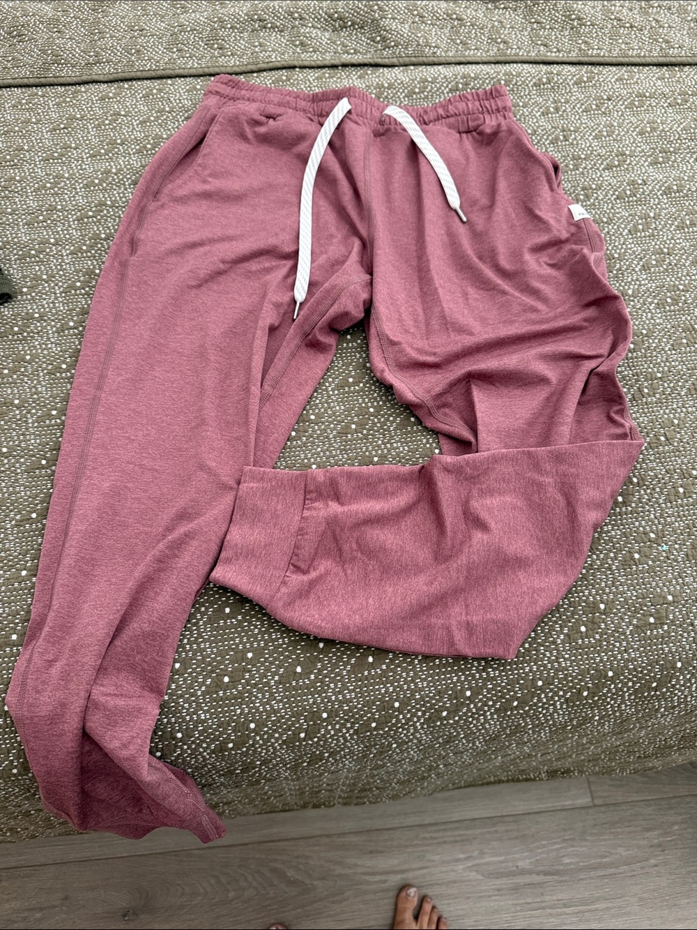 Vuori Girls Dusty Rose Drawstring Joggers